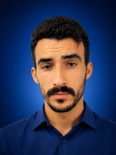 video editor معلق صوتي مصمم thambnail 